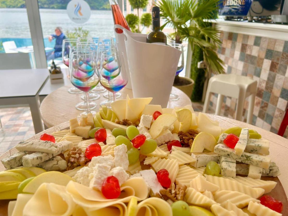 Riviera 990 - Resort & Restaurant Ieşelniţa 외부 사진