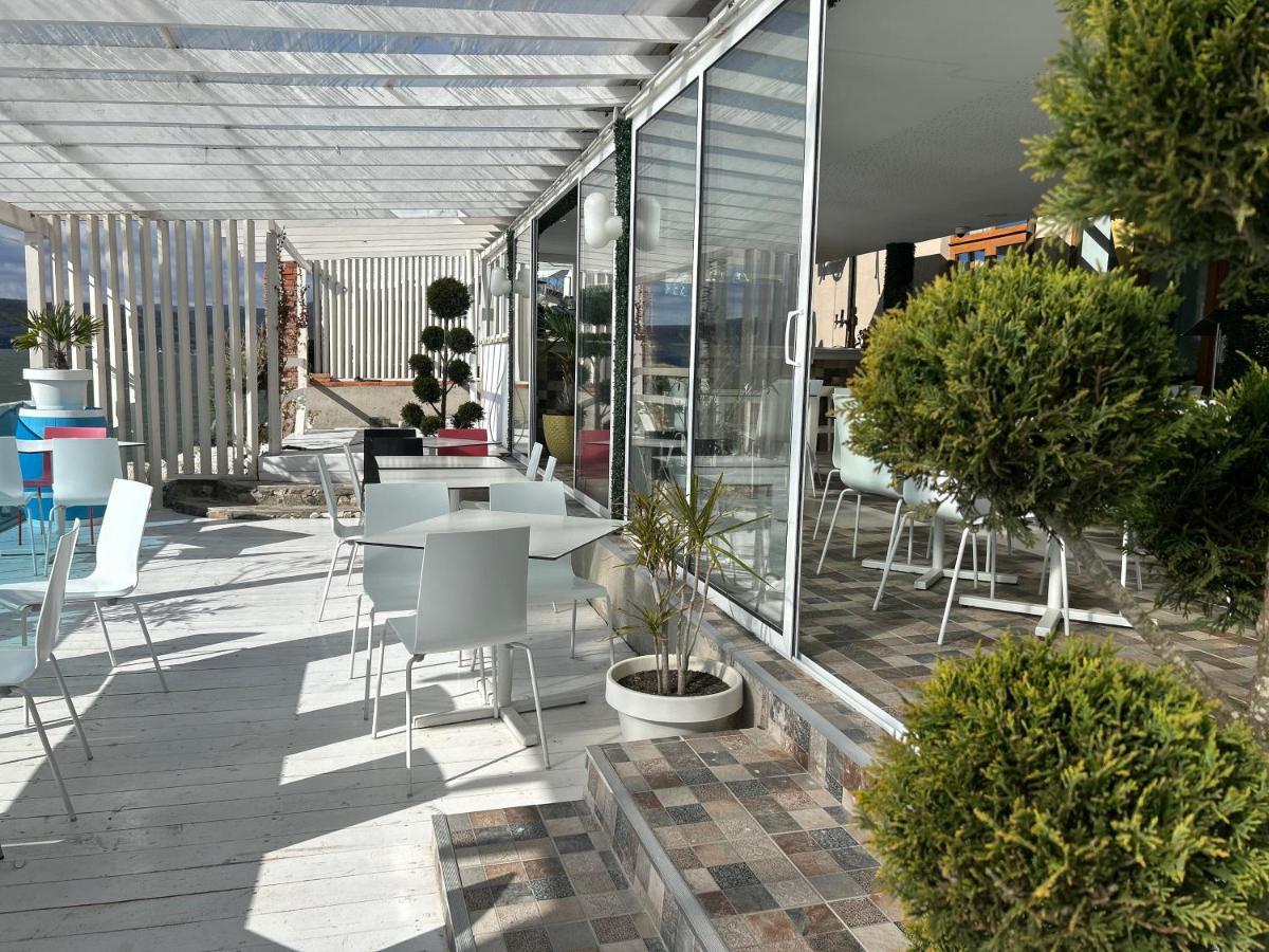 Riviera 990 - Resort & Restaurant Ieşelniţa 외부 사진