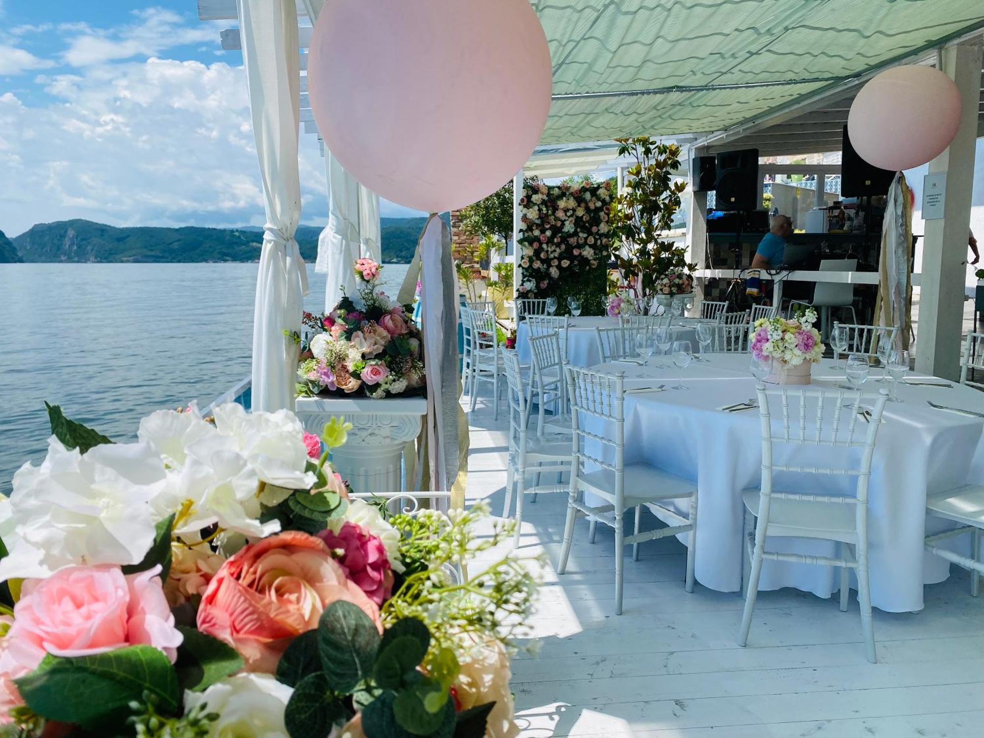 Riviera 990 - Resort & Restaurant Ieşelniţa 외부 사진