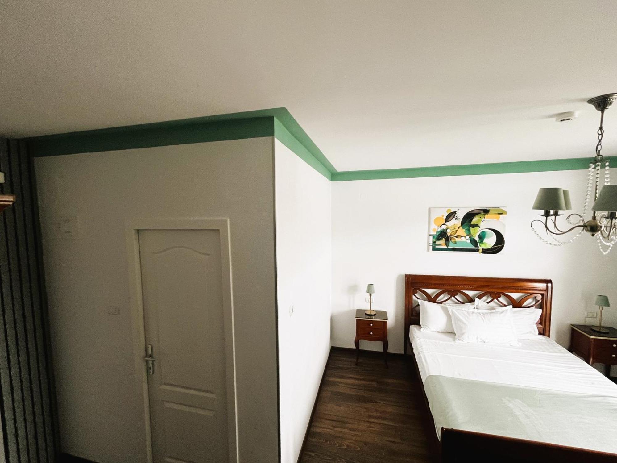 Riviera 990 - Resort & Restaurant Ieşelniţa 외부 사진
