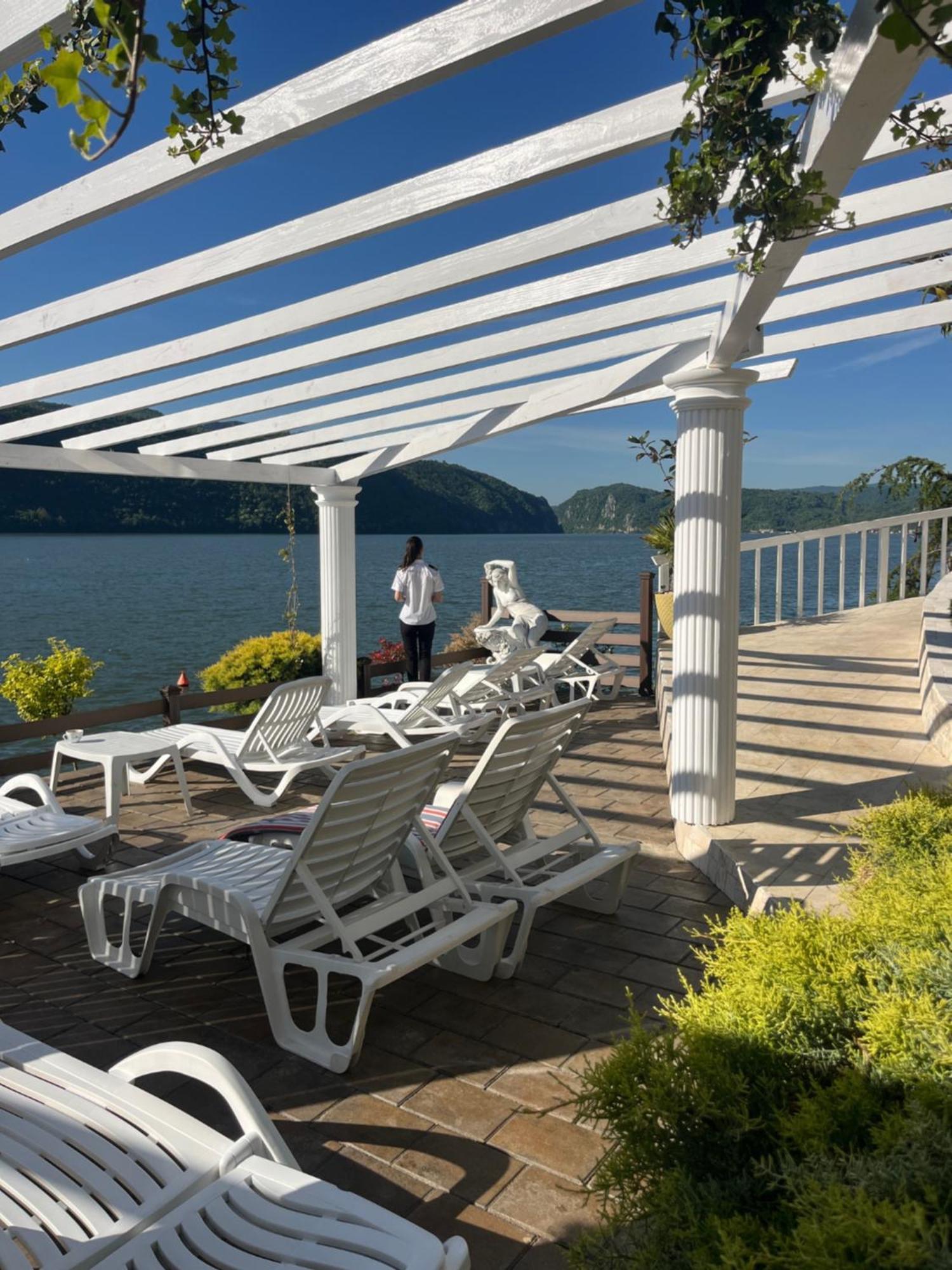 Riviera 990 - Resort & Restaurant Ieşelniţa 외부 사진